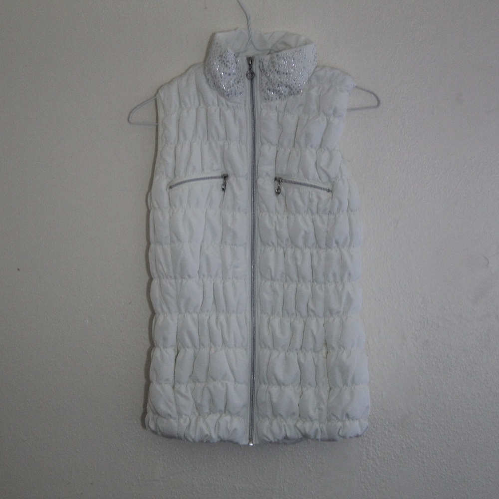Casual Identity white winter vest seize small